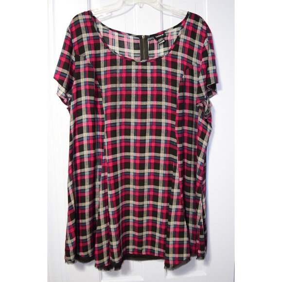 Torrid Plaid Frayed Hem Top size 1x - Picture 1 of 3